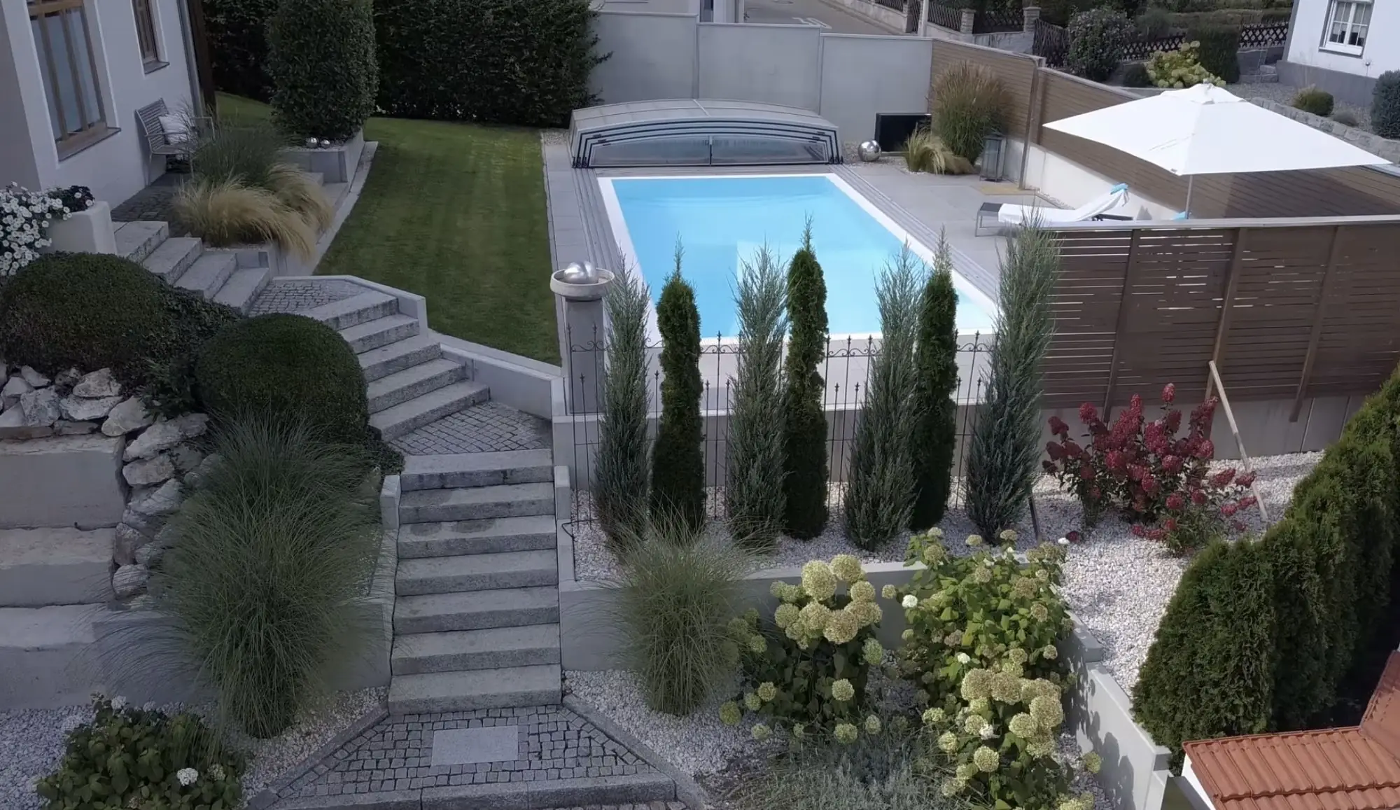 Poolanlage mit Gartentreppe in Kirchdorf – Pool · Kirchdorf